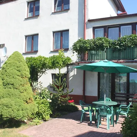 Brzozowa4b Goscinne * Łeba