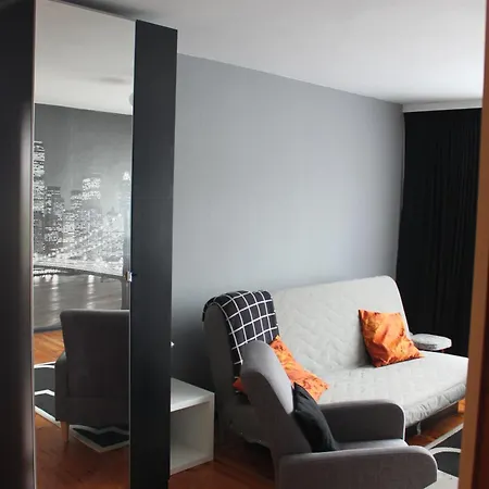 Homestay Brzozowa4b Goscinne *