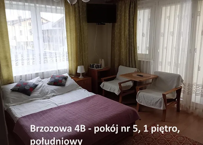 Brzozowa4b Goscinne 民宿 *